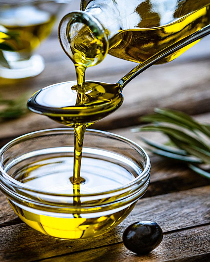 Rawelle essential oils and packaging